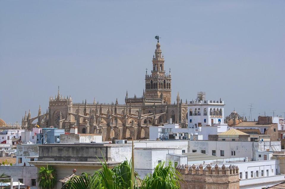 Epicenter II Nuevo Y Lujoso Apto Parking Gratis Perfecta Ubicacion Sevilla Eksteriør billede